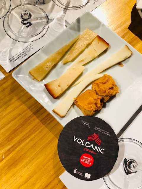 Volcanic Xperience - Placeres Canarios 2 Canarios Volcanic Xperience Vinopremier