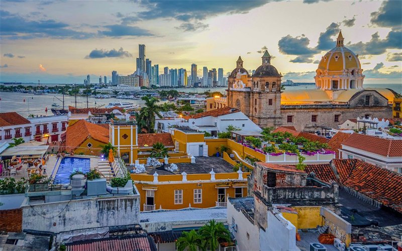 Cartagena Colombia, dictador