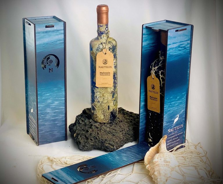 Nautilus Lanzarote: El vino que se guarda en el Mar
